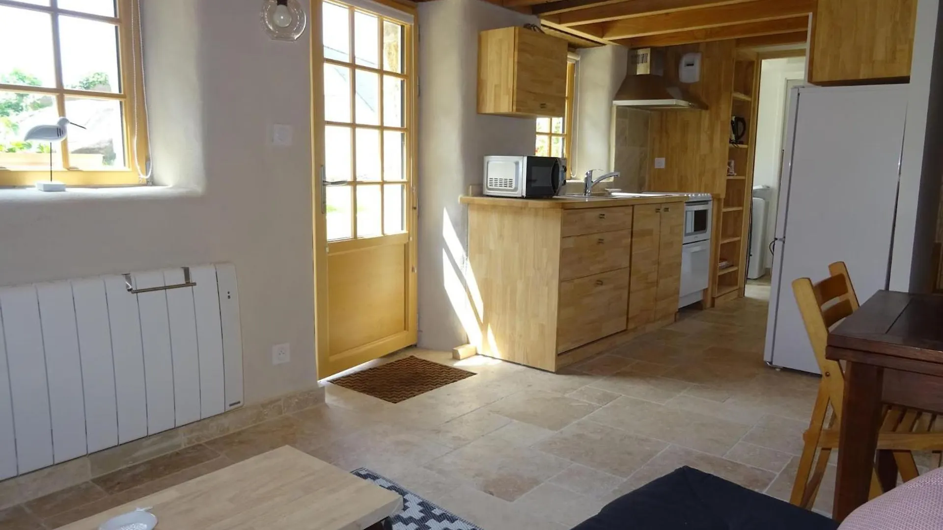 Charming Holiday Home By The Sea In Plougasnou Francie